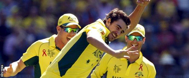 Mitchell Starc celebrates