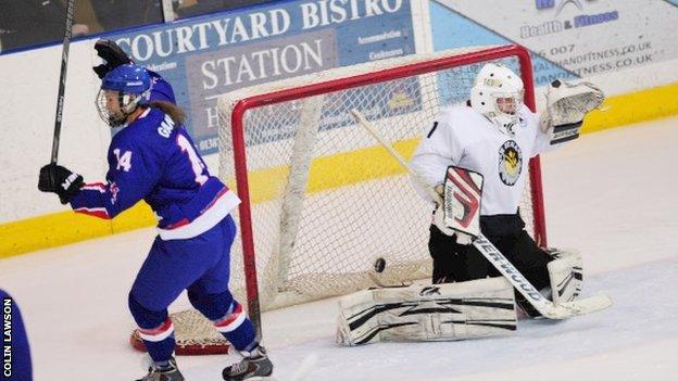 Leanne Ganney scores for Great Britain