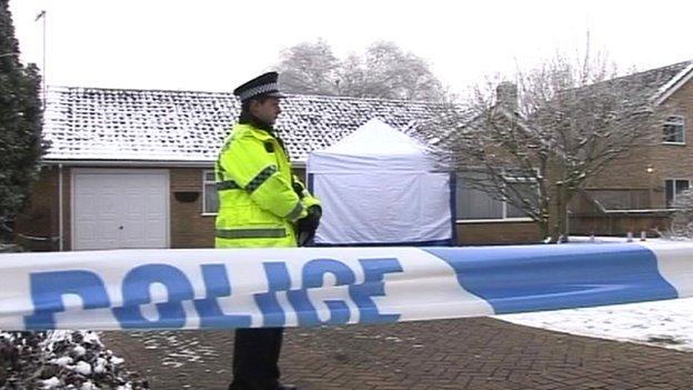 Una Crown murder scene