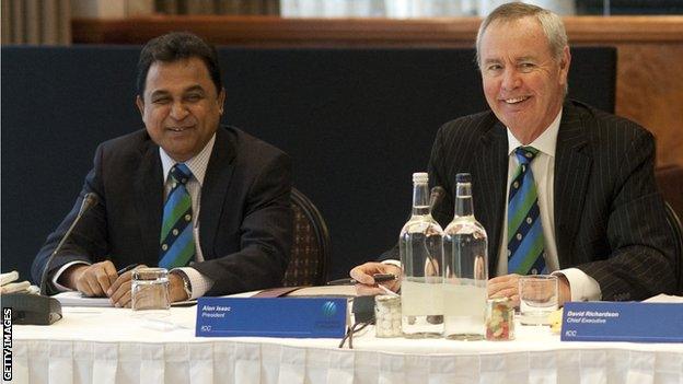 Mustafa Kamal and David Richardson of the ICC