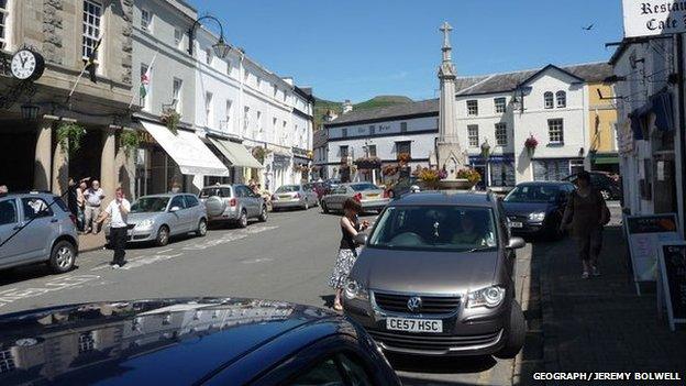 Crickhowell