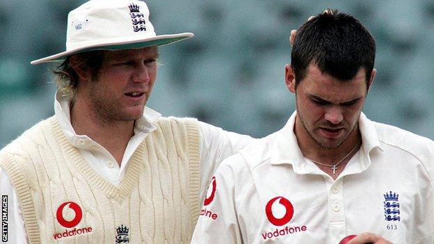 Matthew Hoggard & James Anderson