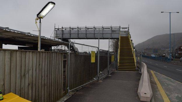 Temporary bridge at Port Talbot Parkway