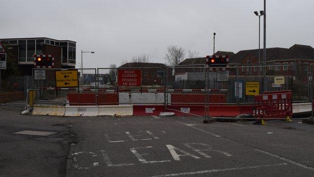 Construction work at Port Talbot Parkway