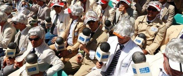 It has become customary for some spectators to dress as Richie Benaud during the annual Sydney Test