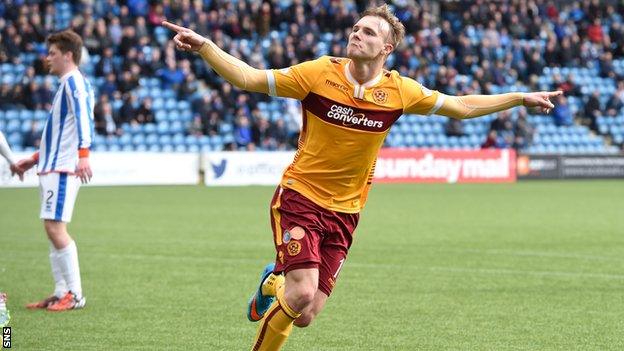 Lee Erwin's goal gave Motherwell all three points