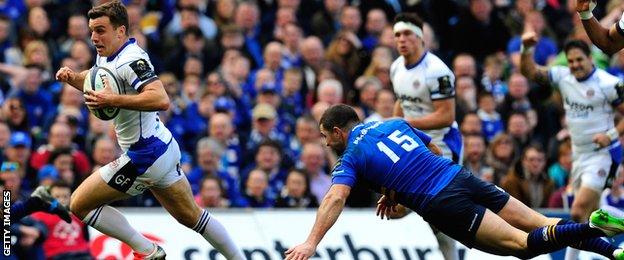 England fly-half George Ford slices through Leinster's defence to score his try