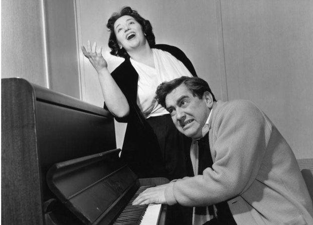 Tony Hancock and Hattie Jacques in Hancock's Half Hour