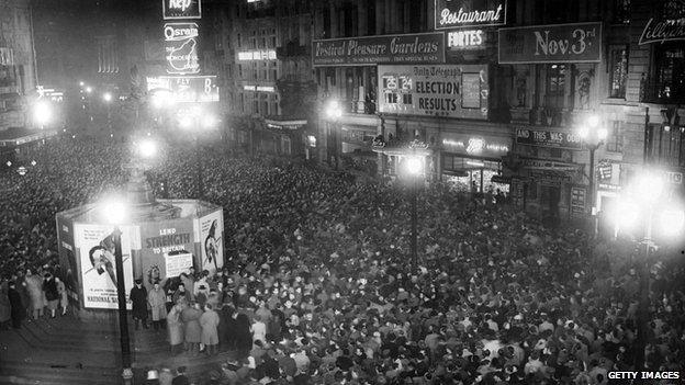 Piccadilly Circus 1951