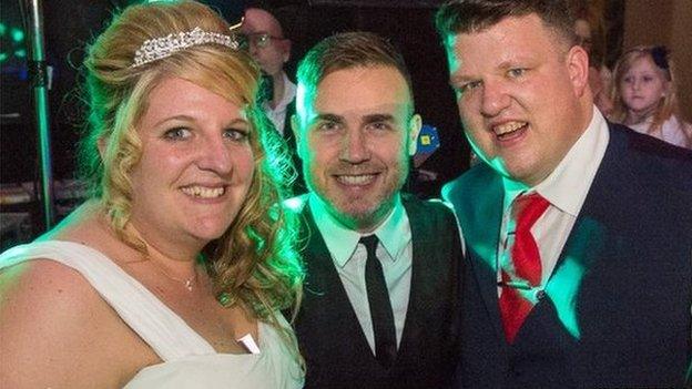 Gary Barlow made a surprise appearance at the wedding of Danielle and Daryl Jones - Fielder Photography