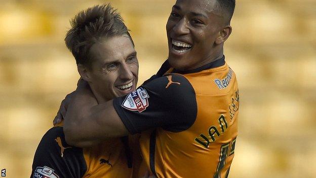 Dave Edwards celebrates with Rajiv van La Parra