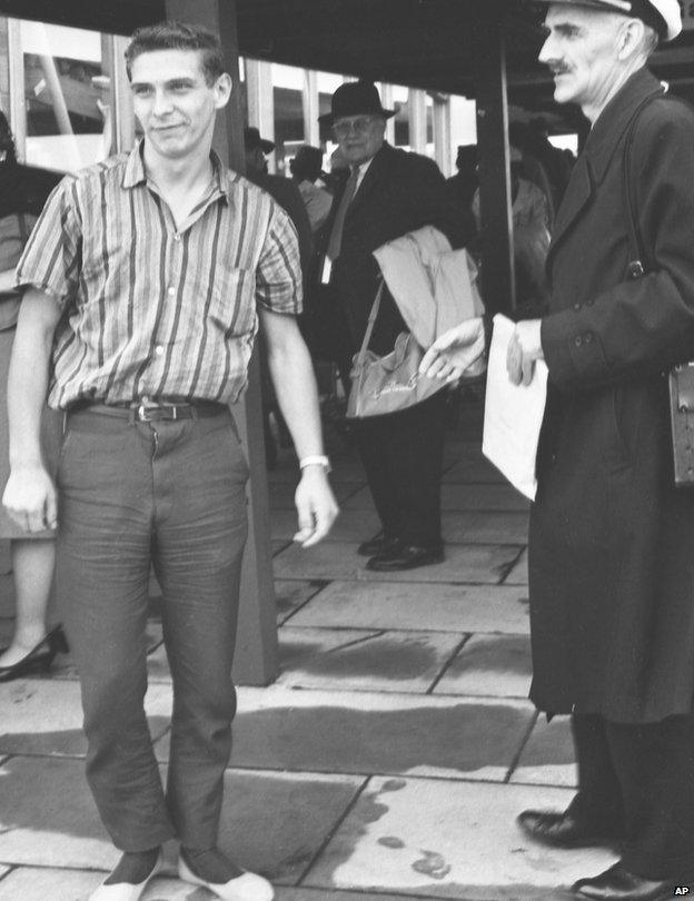 Brian Robson at a London airport in 1965