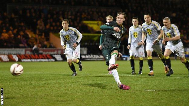 Celtic manager Ronny Deila was critical of the playing surface at St Mirren