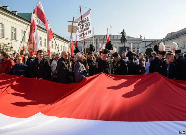 Crash anniversary ceremony, Warsaw, 10 Apr 15