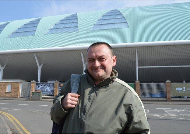 Kenny Burton in front of Trent Bridge