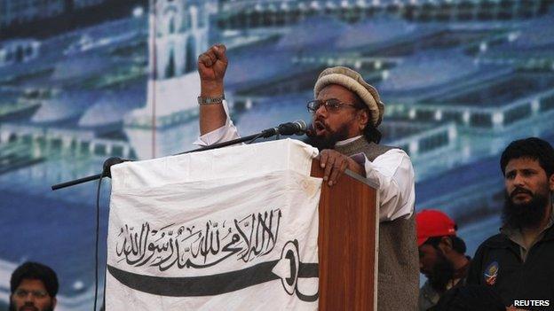 Hafiz Saeed, head of the Jamaat-ud-Dawa organisation and founder of Lashkar-e-Taiba (LeT), gestures while addressing his supporters during a protest in support of Saudi Arabia over its intervention in Yemen, in Islamabad 9 April, 2015