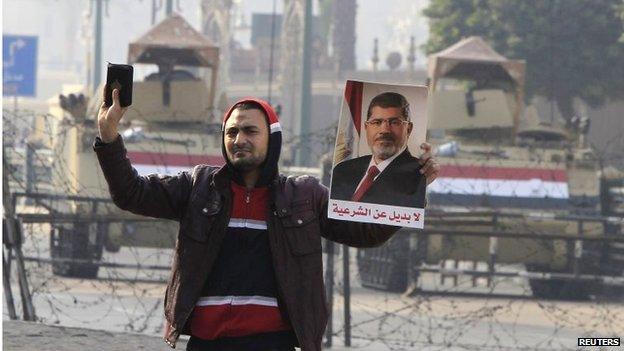 Muslim Brotherhood supporter in Cairo (Jan 2015)