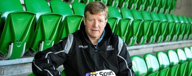 Glasgow Warriors forwards coach Shade Munro