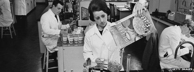 workers in laboratory, 1960