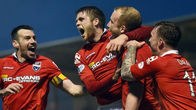 Ross County celebrate Liam Boyce's opening goal