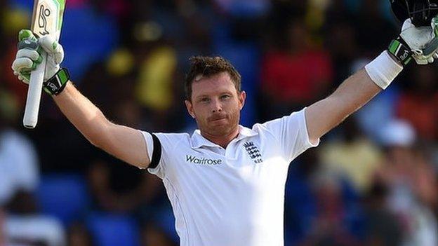 Ian Bell acknowledges his century