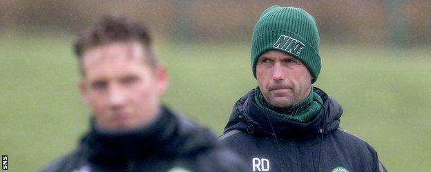 Ronny Deila (right) at Celtic training