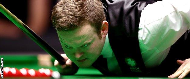 Shaun Murphy lines up a pot during this year's Masters