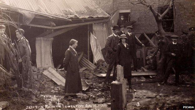 Zeppelin damage, Lowestoft 1915