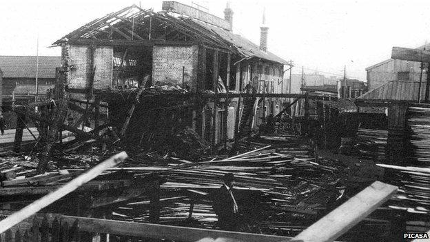 Zeppelin damage, Lowestoft 1915