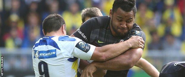 Billy Vunipola on the charge for Saracens