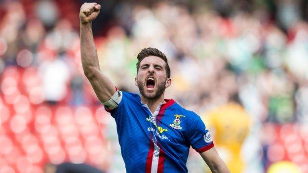 Graeme Shinnie celebrates as Inverness defeat Celtic