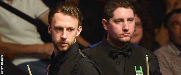 Judd Trump and Stuart Carrington