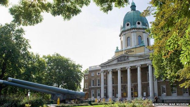 Imperial War Museum (exterior)