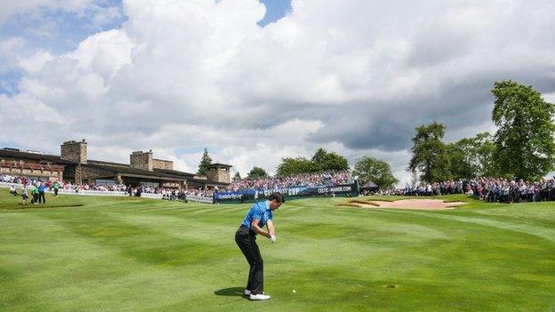 Gethin Jones ar gwrs y Cwpan Ryder yn Celtic Manor