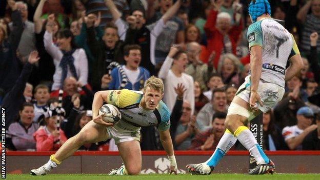 Ben John claimed Ospreys' fourth try to secure a valuable bonus point