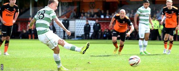 Leigh Griffiths completes the scoring with a penalty