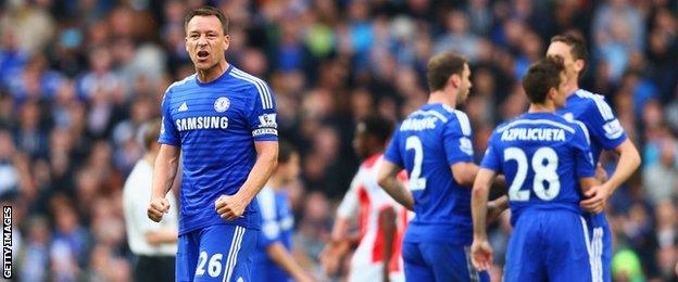 Chelsea captain John Terry and players celebrate