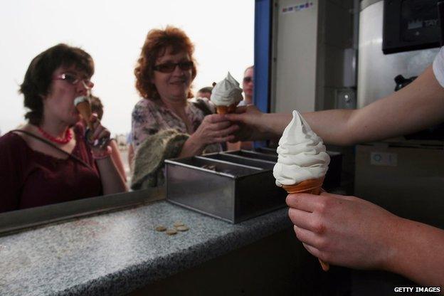 People buying ice cream in Bournemouth in 2007