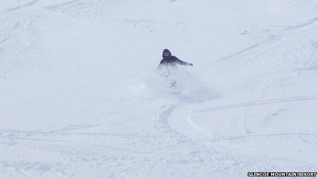 Snow at Glencoe Mountain