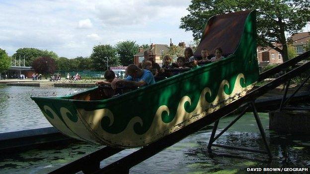 The splash boat ride
