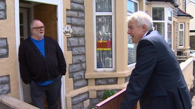 Carwyn Jones visits voters in Barry