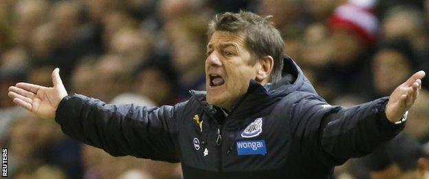 Newcastle manager John Carver