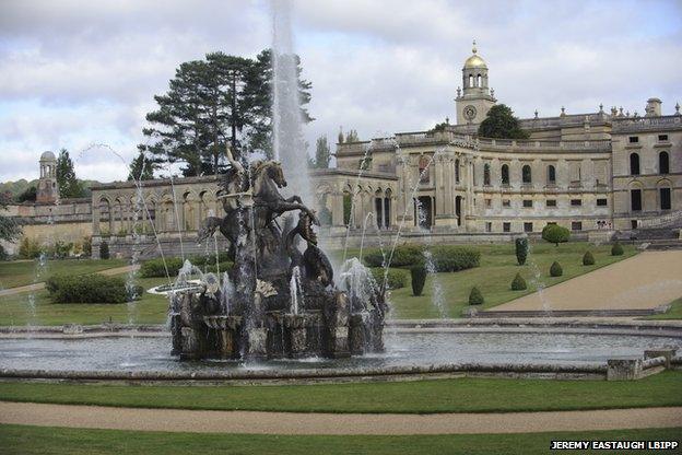 Perseus and Andromeda fountain