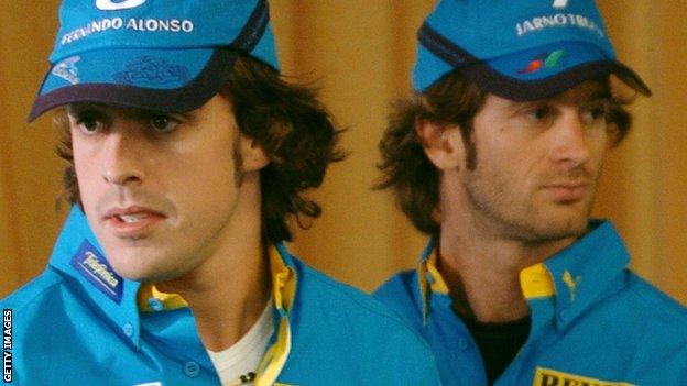 Fernando Alonso (left) and Jarno Trulli