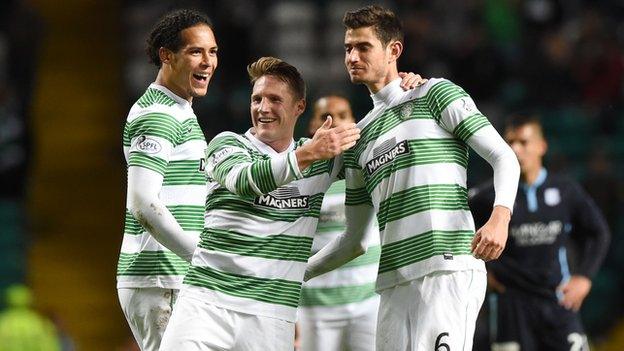 Virgil Van Dijk, Kris Commons and Nir Bitton celebrate for Celtic