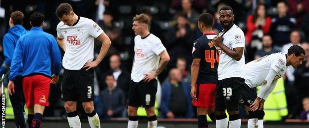 Derby County players after the loss against Reading