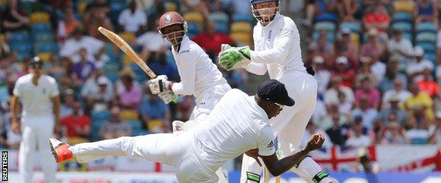 Chris Jordan dismisses Darren Bravo