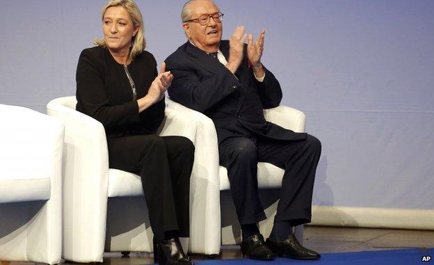 Marine Le Pen (R) and her father Jean-Marie Le Pen attend their party congress in Lyon on 30 November 2014