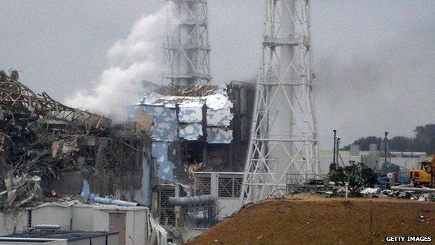 Fire at the Fukushima nuclear plant in Japan (16 March 2011)