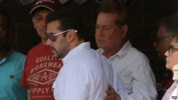 Salman Khan with father Salim Khan as he leaves home for the court on May 6, 2015